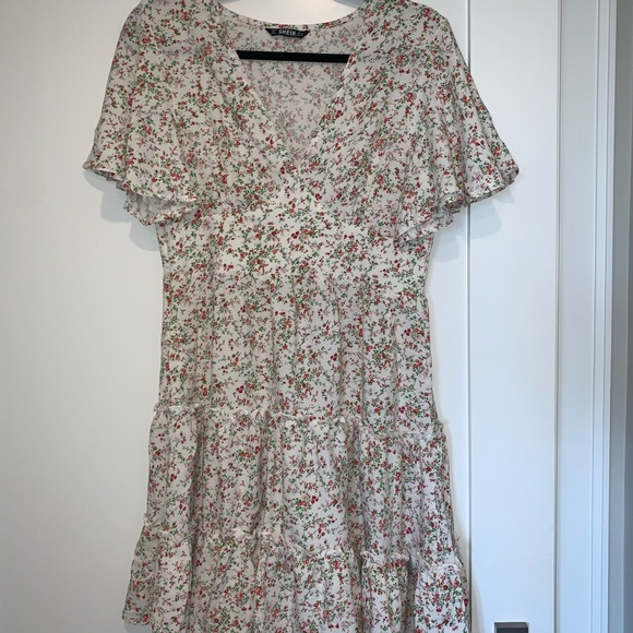 Summer Dress - Picture 1 of 2